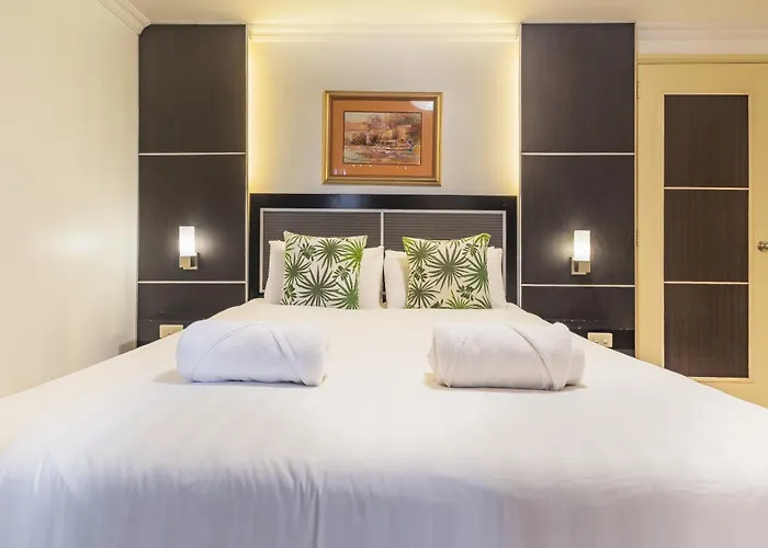 Orchid Garden Hotel 3*
