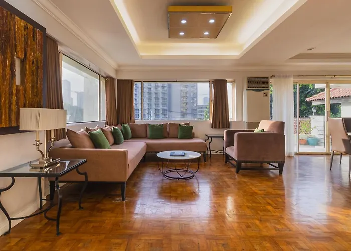 Orchid Garden Hotel 3*
